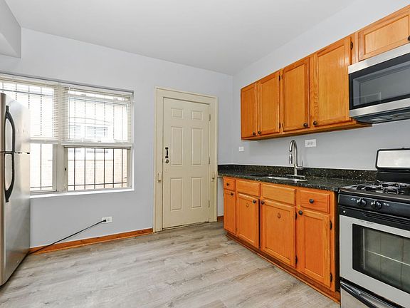 4th image of 3004-10 W 60th St #3