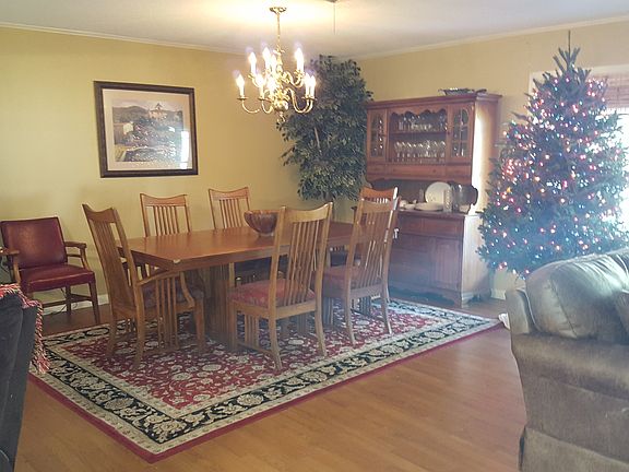 4th image of 2210 Dogwood Dr