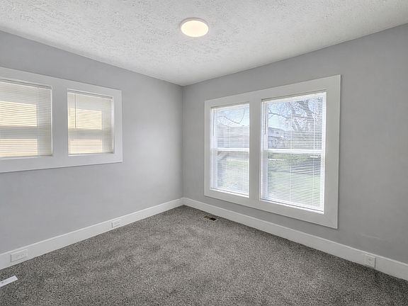 4th image of 4206 W Market St