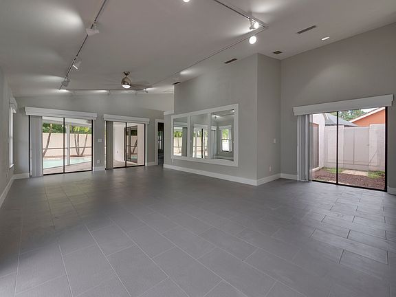 4th image of 1166 Jardin Dr