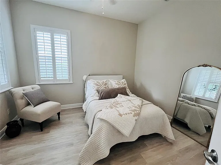 210 Latitude Pl — Photo 13