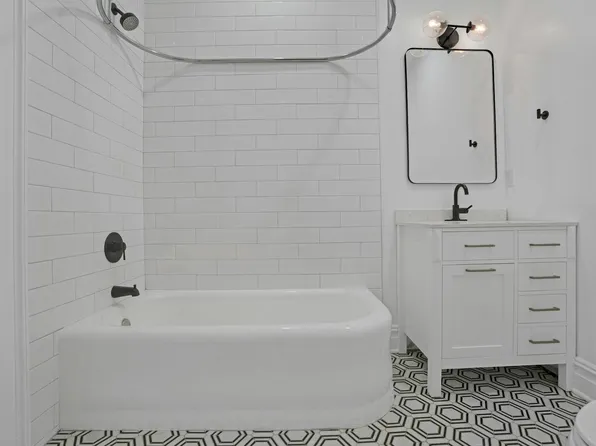 52 Brinkerhoff Street image 33 of 39