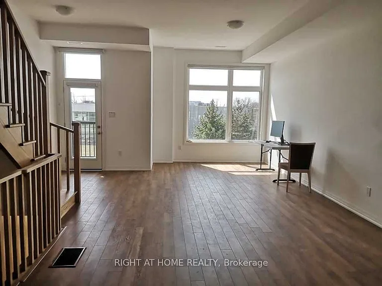 159 Markland St — Photo 4