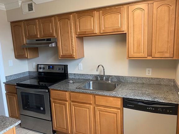 4th image of 1251 West Ave APT K3