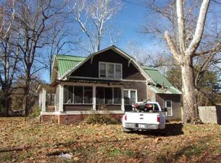 701 2nd St, Earle, AR 72331