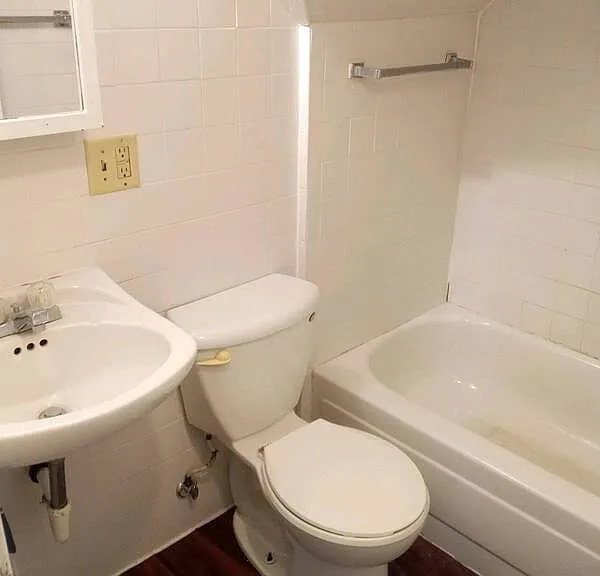 610 Church Ave — Photo 9