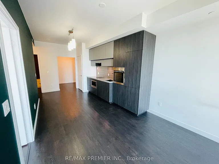 8 Eglinton Ave E #4301 — Photo 6