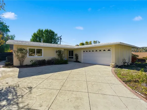 26136 Veva Way, Calabasas, CA 91302