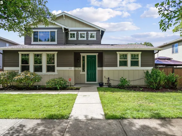 201 NW 25th St, Battle Ground, WA 98604