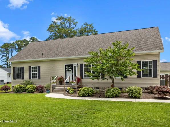 2540 E Forest Drive, Newport, NC 28570