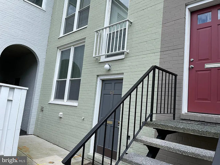 61 G St SW #B — Photo 58