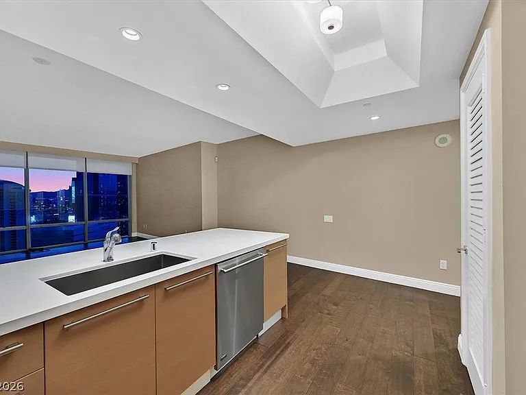 222 Karen Ave #3802 — Photo 10
