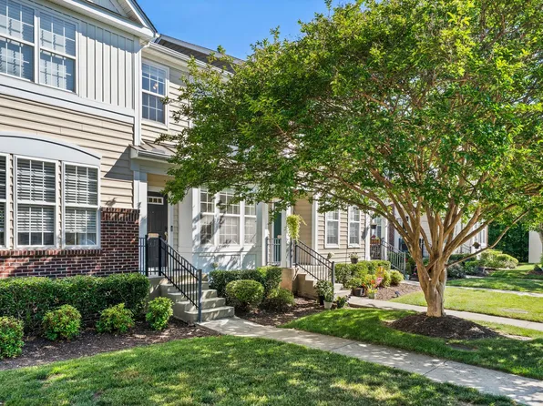 160 Grey Elm Trl, Durham, NC 27713