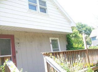 40265 N Shady Lane Dr, Antioch, IL 60002