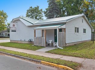 202 W Lieg Ave, Shawano, WI 54166