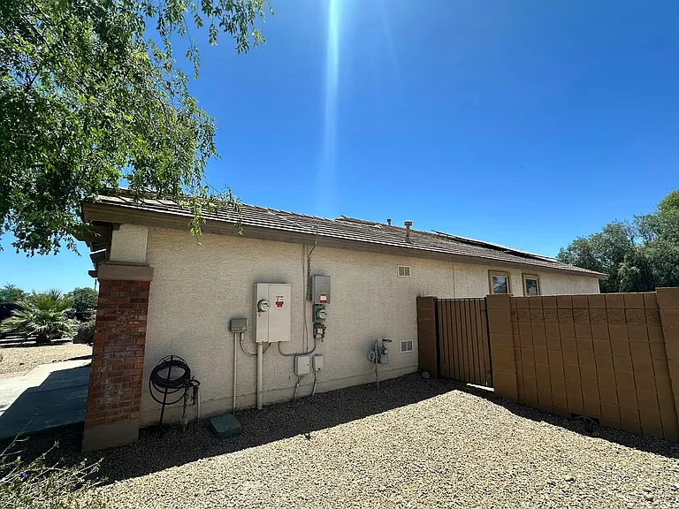 7063 W Palmaire Ave — Photo 3
