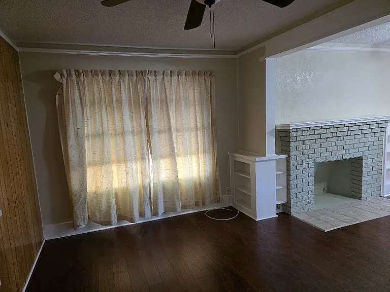 1453 Grove St — Photo 9