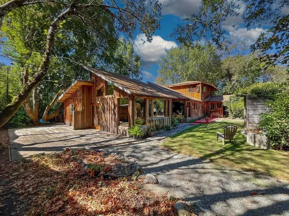 478 Redway Dr, Redway, CA 95560