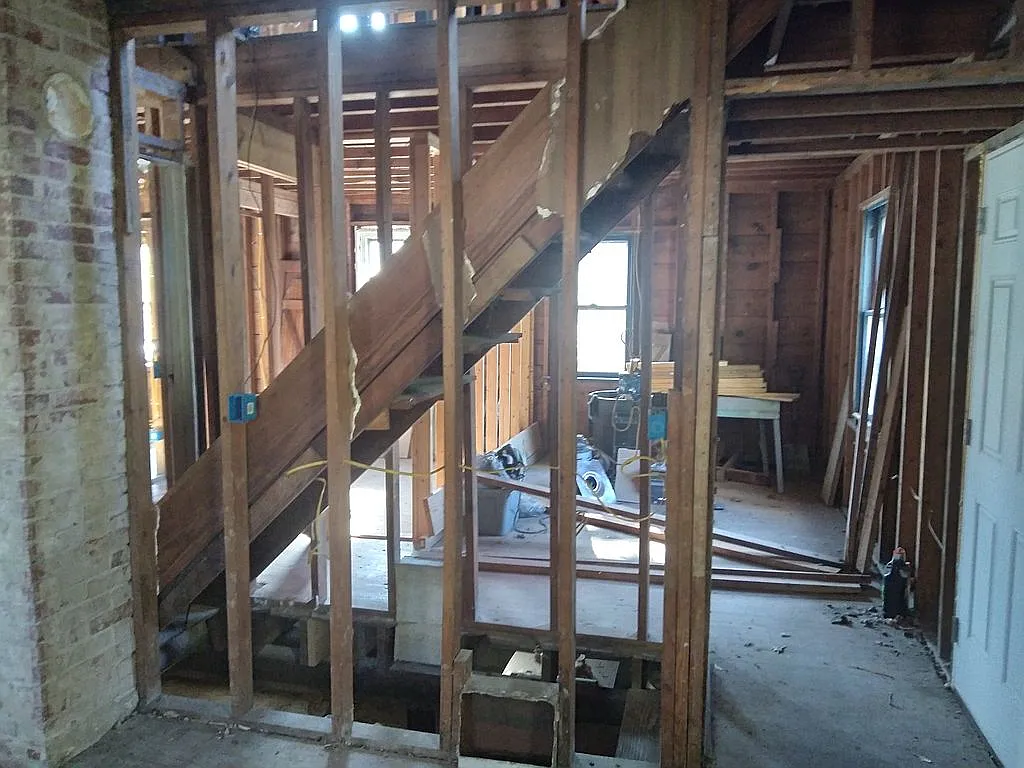 1806 Myrtle St photo 1