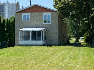 289 Livingston Rd, Toronto, ON M1E 1M2