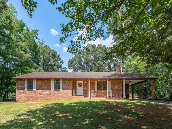 214 Leatherwood Pl, Bedford, VA 24523