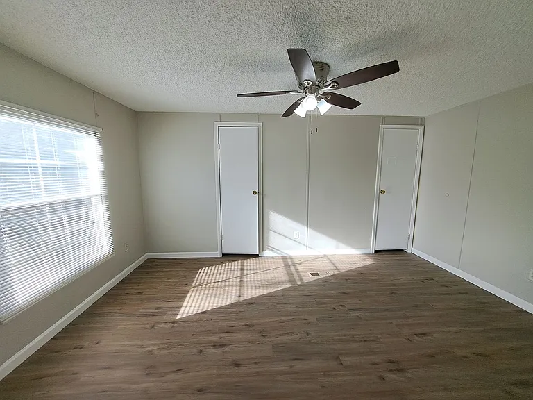 8584 Alvarado Calzada — Photo 7