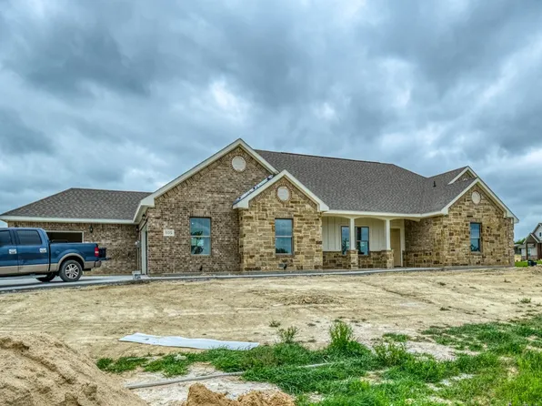 105 Kathy Stephens Ave, Springtown, TX 76082