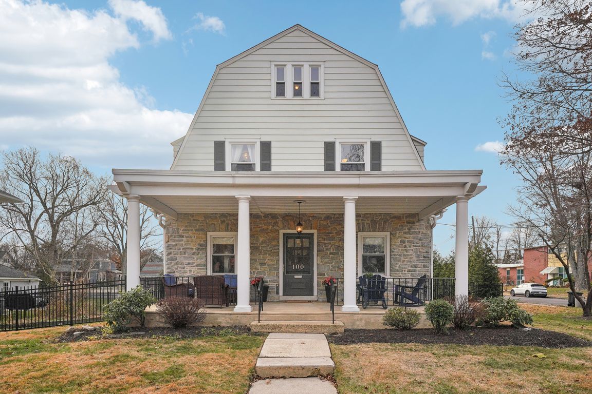 3rd Ave-S0912-001.jpg