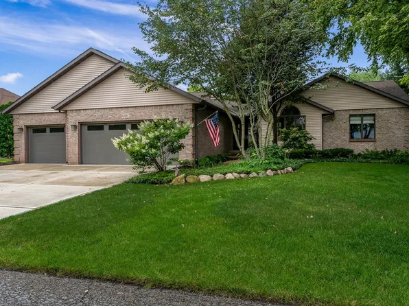 6397 Muirfield Ln, Rockford, IL 61114