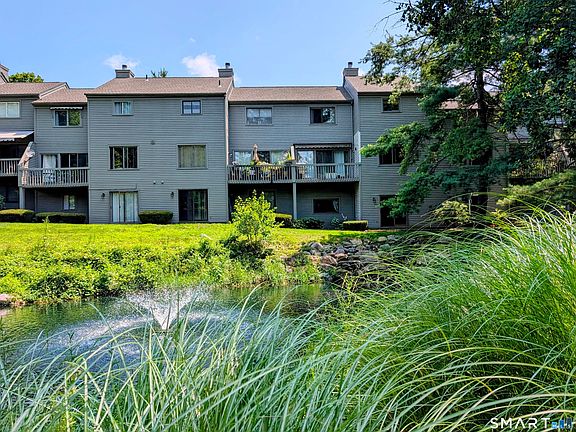 5th image of 6 Ledgewood Drive #6