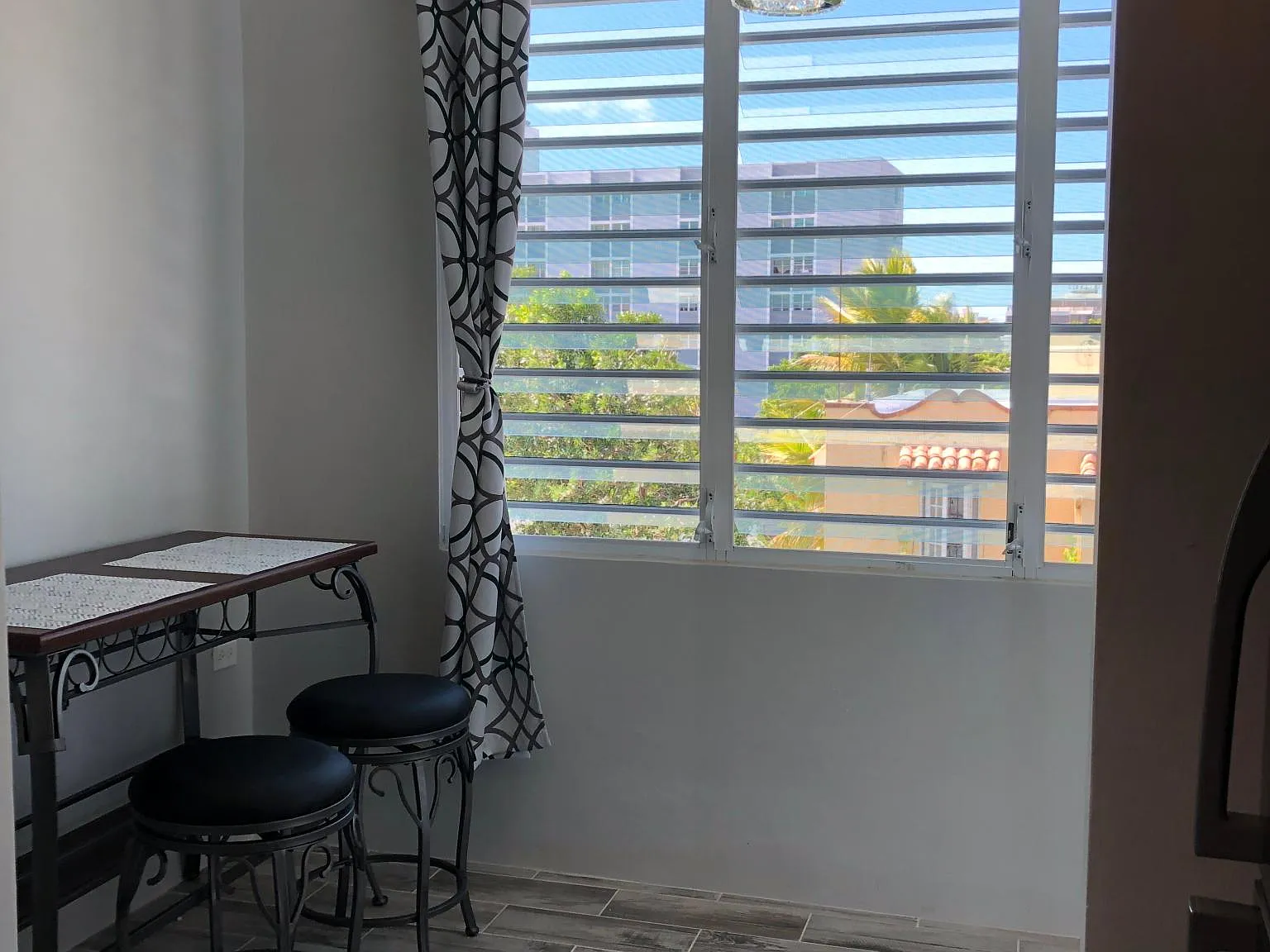 515 Calle Barbe — Photo 3