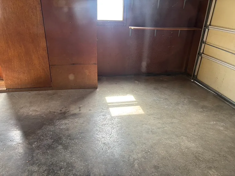 inside of one car garage