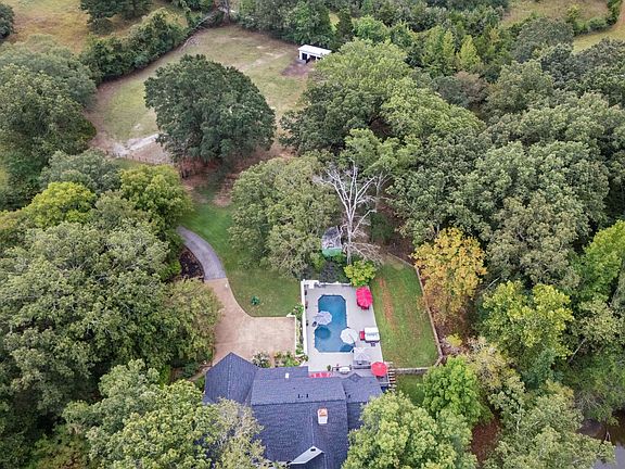 2nd image of 2345 N Reid Hooker Rd