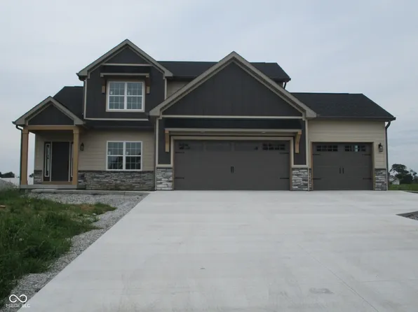 1426 Redwood Dr, Crawfordsville, IN 47933