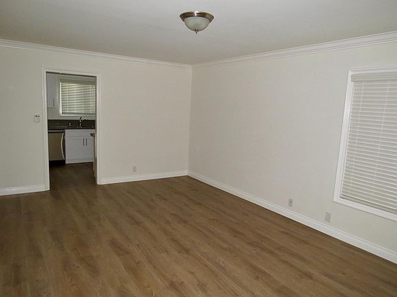 4th image of 1326 Stanford St APT A