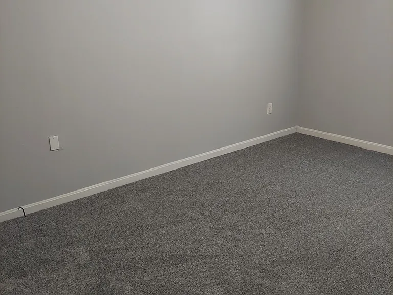 146 Walker St — Photo 10