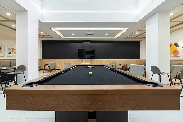 Rented by Highline Residential | media 34