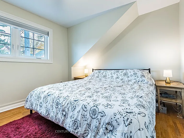 458 Dundurn St S — Photo 30