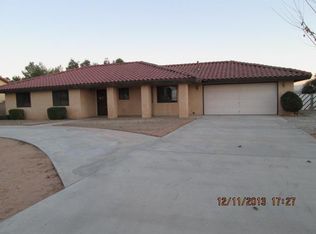 22743 Nalatapa Rd, Apple Valley, CA 92307