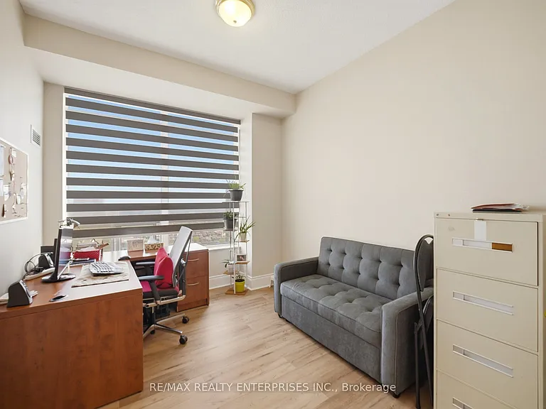 35 Kingsbridge Garden Cir #3301 — Photo 20