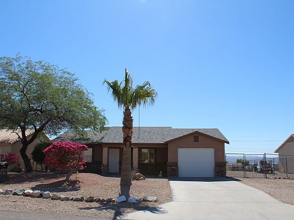 2nd image of 2208 Barranca Dr