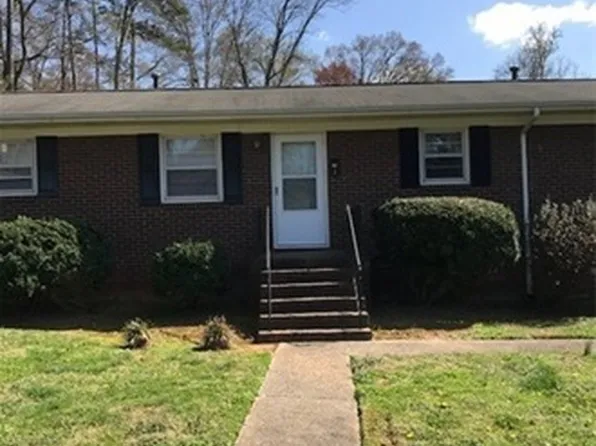 409 E North St, Belmont, NC 28012