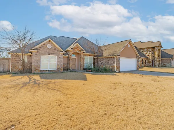 1114 Elk Ridge Dr, Stephenville, TX 76401