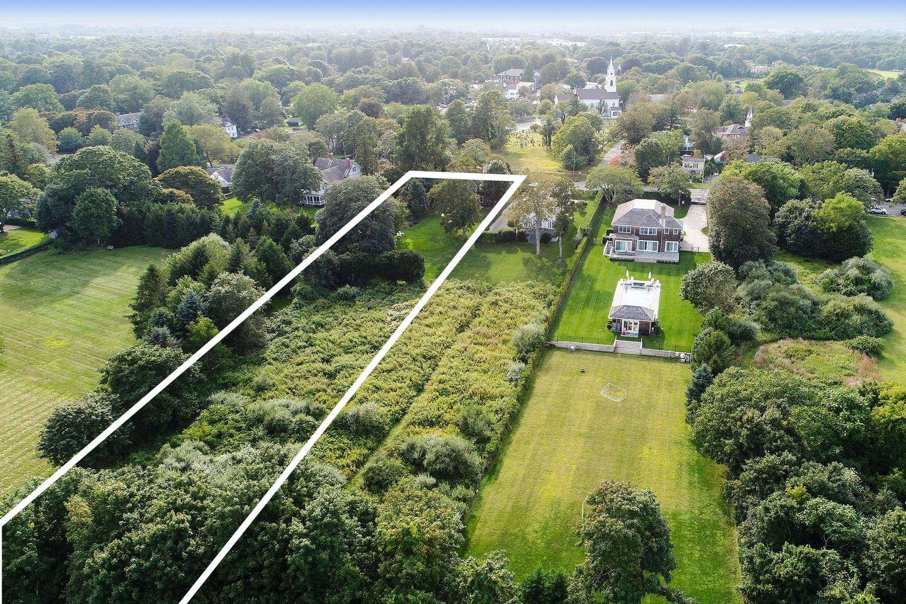 63 Ocean Rd, Bridgehampton, NY 11932 Out East