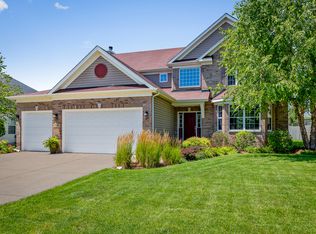 720 Fox Trail Ter, Cary, IL 60013