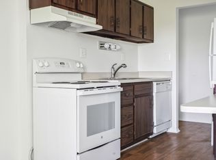 Waterview Farms Apartments, Novi, MI 48377