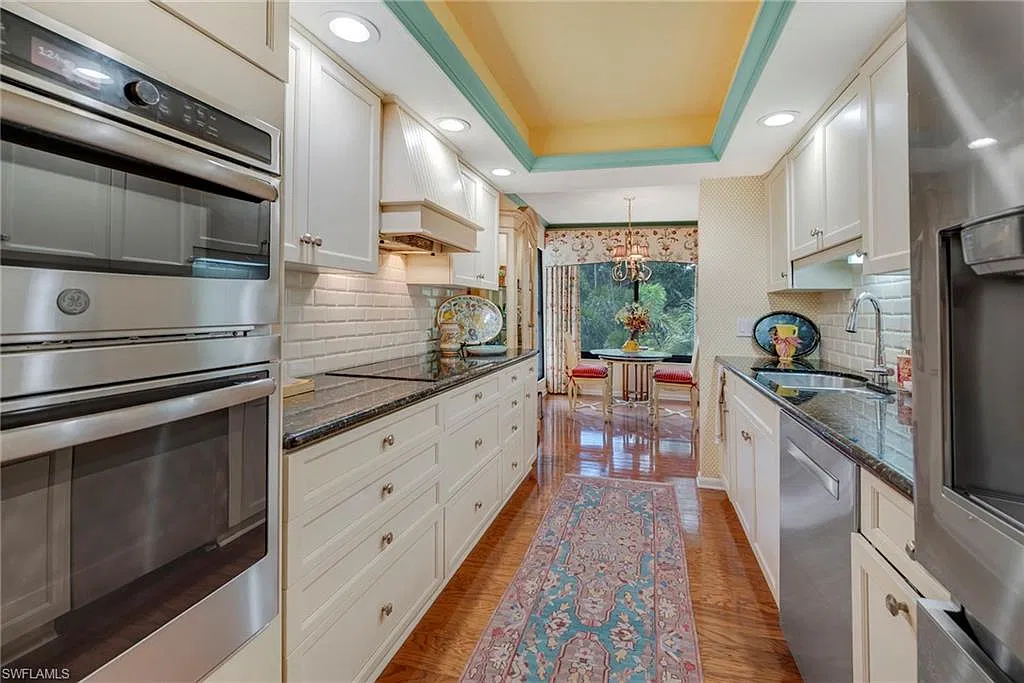 3 bed, 2.0 bath, 1981 sqft, $11,000 — Photo 4