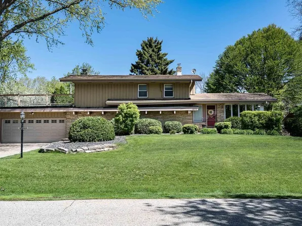 1850 West Greenwood ROAD, Glendale, WI 53209