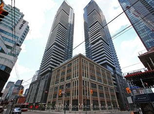 115 Blue Jays Way #4307, Toronto, ON M5V0N4