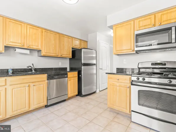 3842 Chesterwood Dr #3842, Silver Spring, MD 20906